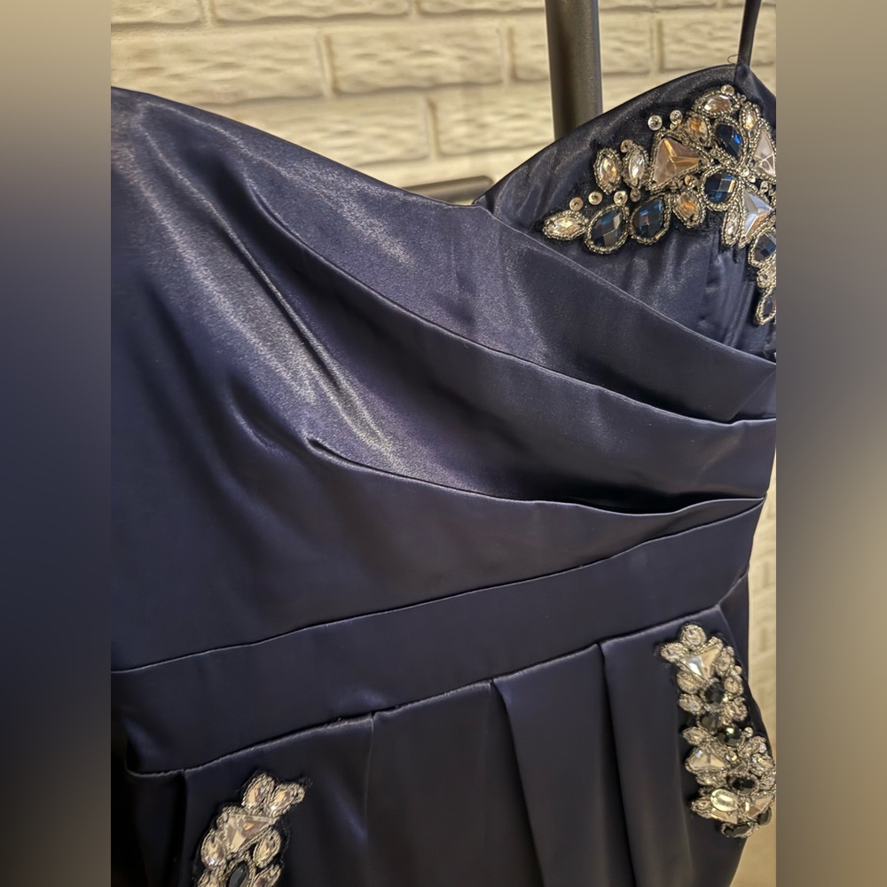 B. Smart Navy Beaded Strapless Dress with Pockets Size 11/12 - Picture 9 of 11